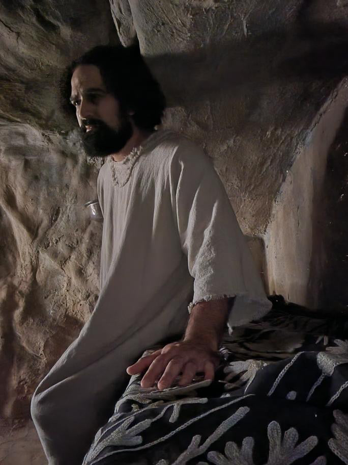 Tomb: The Rise of Lazarus